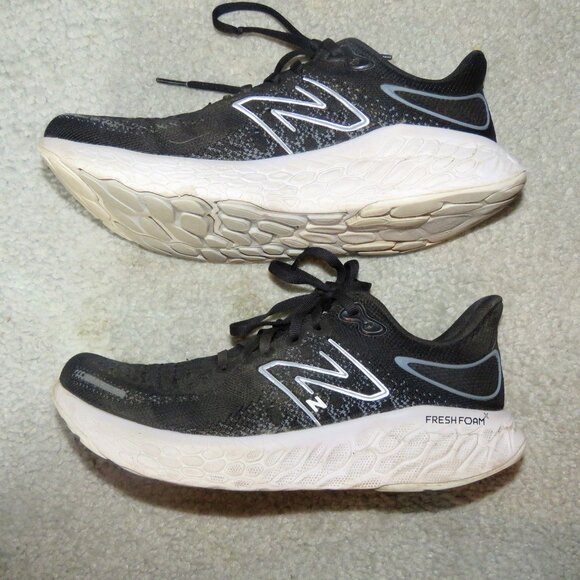 New Balance Fresh Foam 1080 Womens Black Mesh Lace Up Low Top Running Shoes - Picture 4 of 16